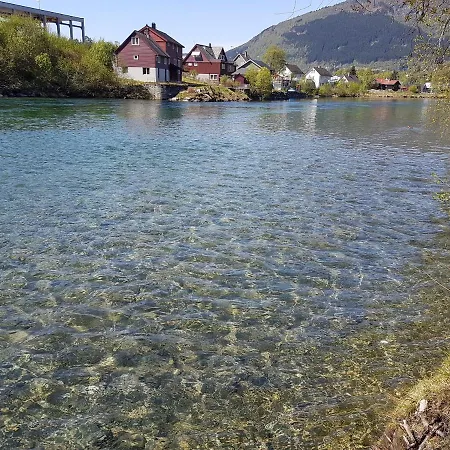 Mountainside In Voss With A Great View *