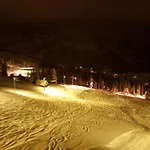 Mountainside In Voss With A Great View Skulestadmo